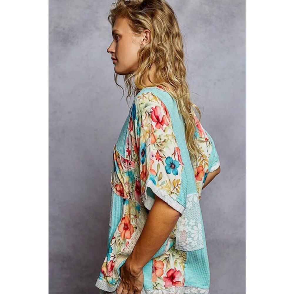POL - Round Neck Short Sleeve Floral Knit Rib Top - Large - Picture 3 of 5